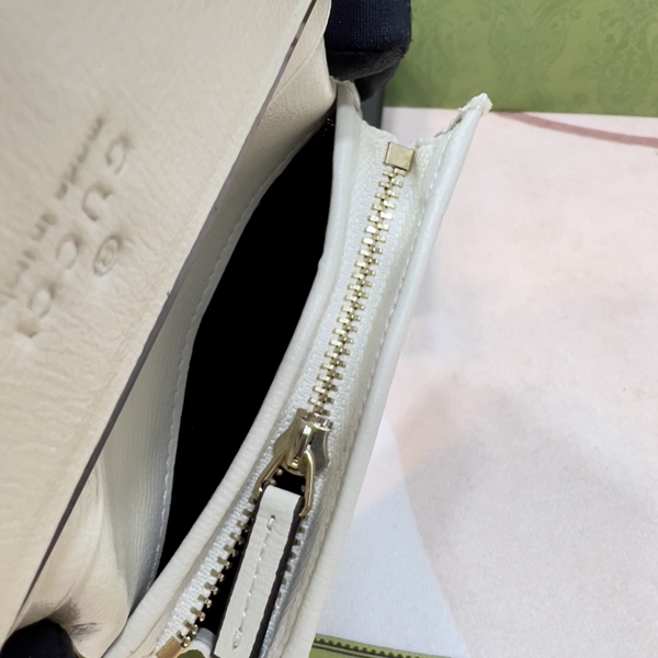 グッチ財布コピー全体デザイン